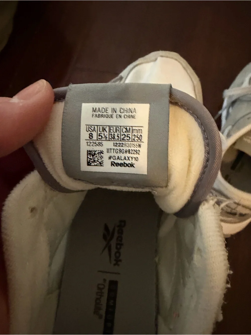 Reebok Kids Sneakers in White and Light Gray